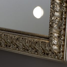 specchio arredo con cornice legno argento