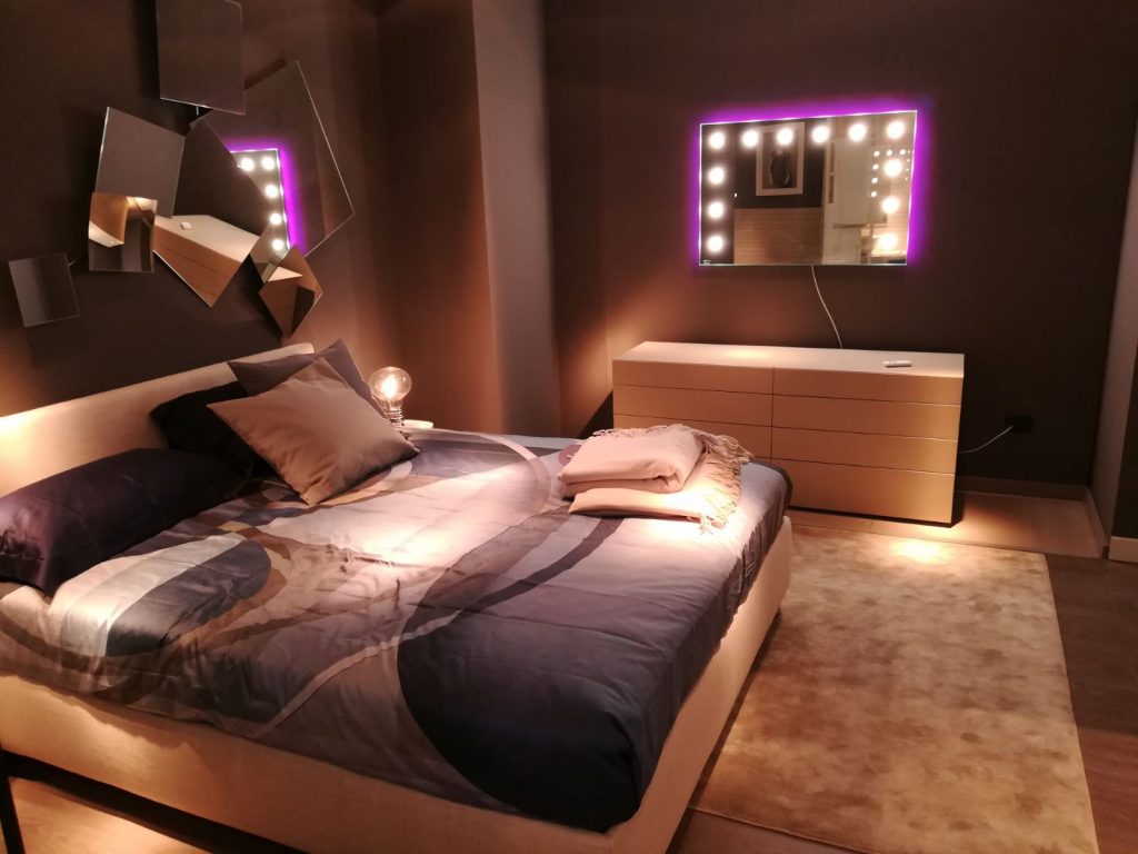 backlit mirror in bedroom with ilight and rgb light