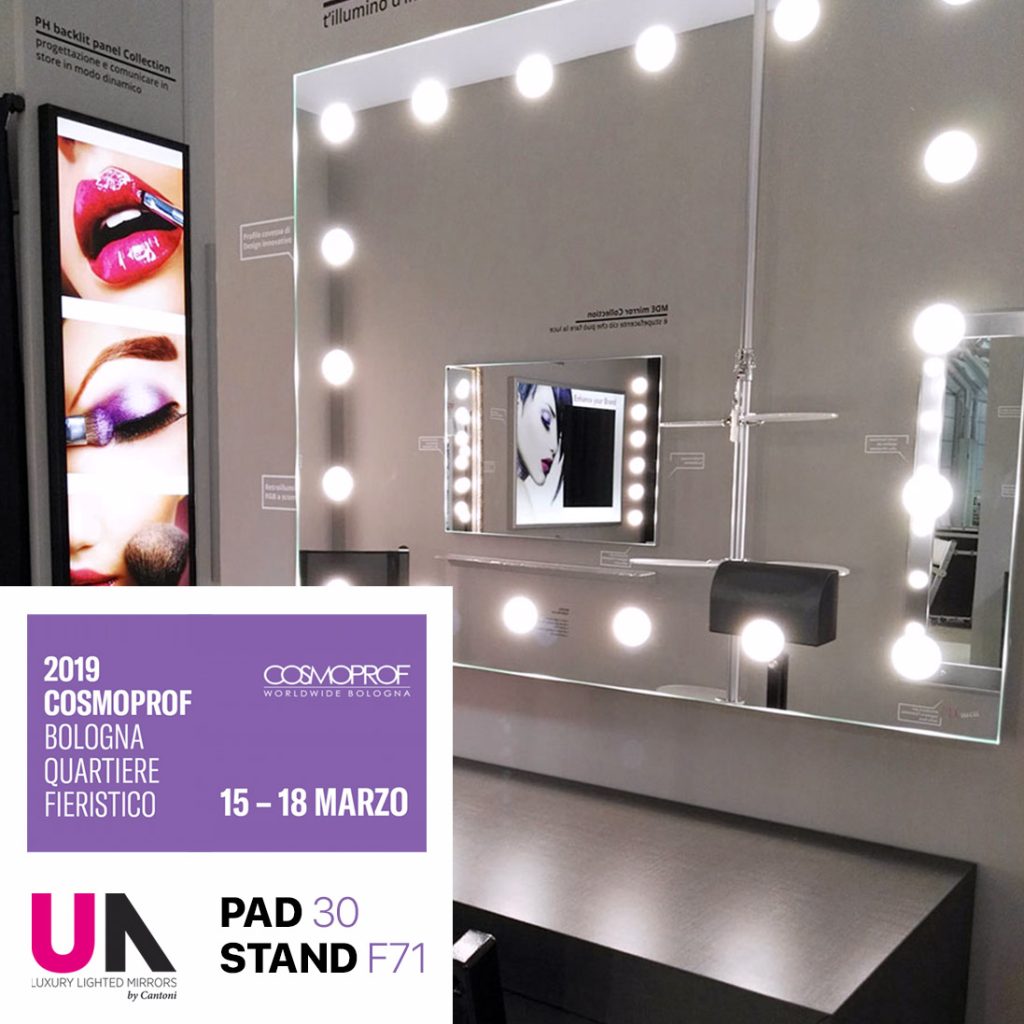 Stand von UNICA by Cantoni auf der Cosmoprof 2019, mit beleuchteten Spiegeln und Markenlogo im Hintergrund.